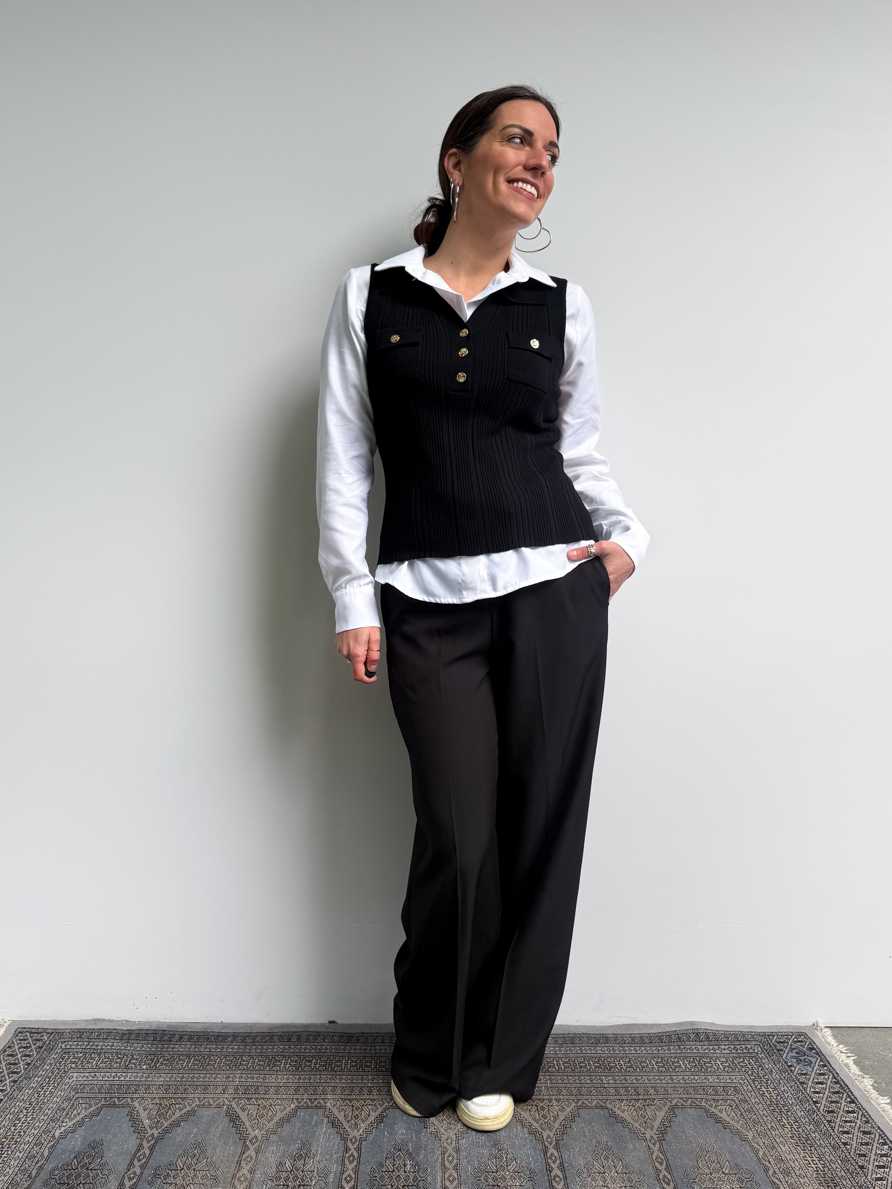 Smanicato a costine con bottoni