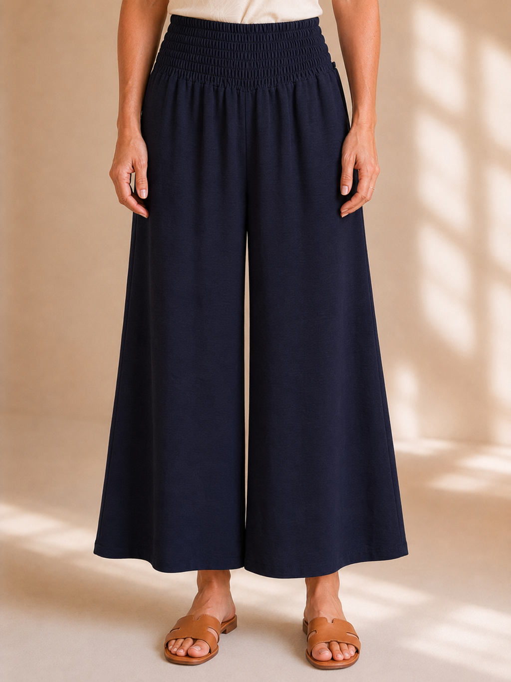 Pantalone ampio con elastico