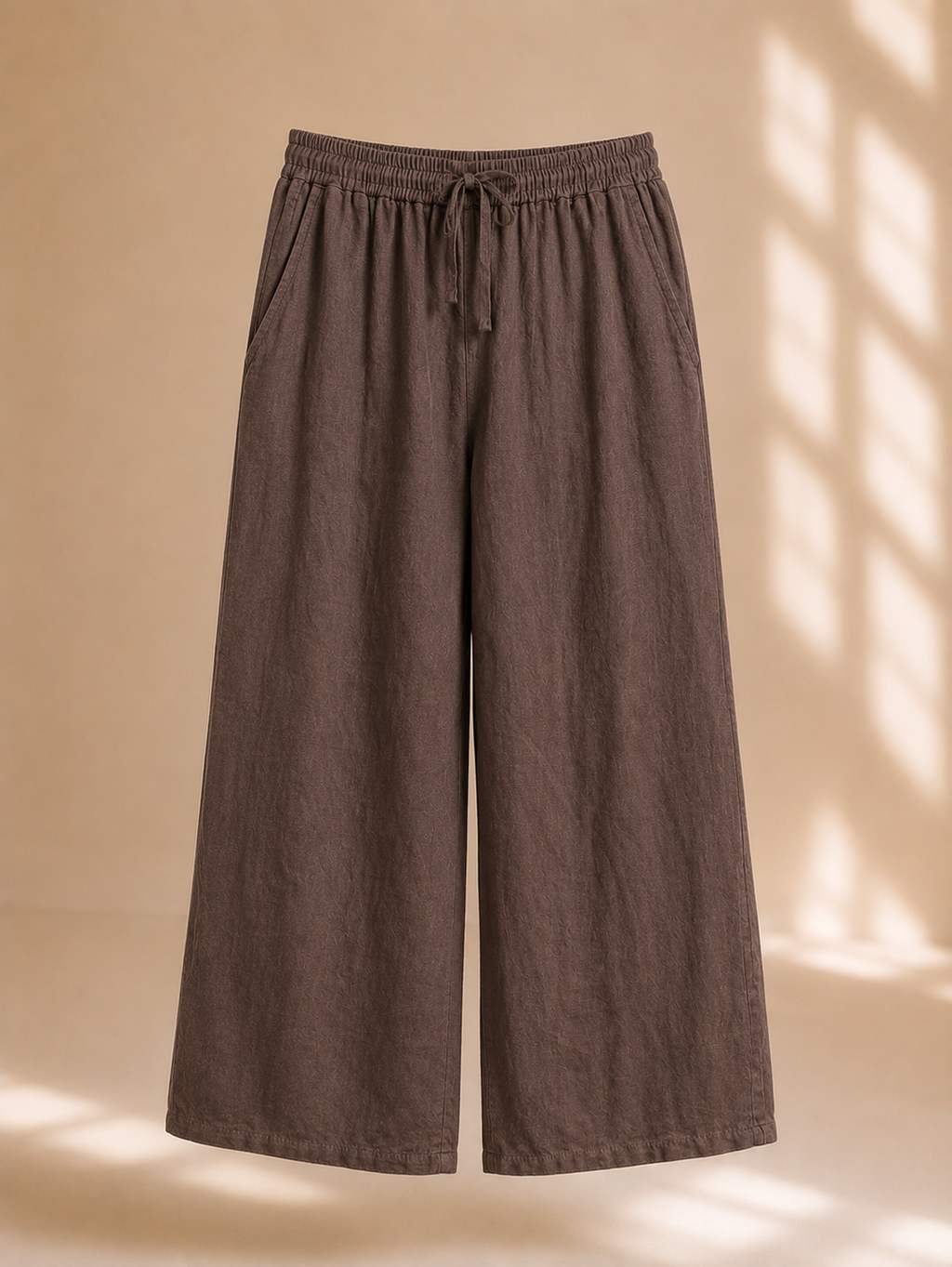 Pantaloni in lino a palazzo