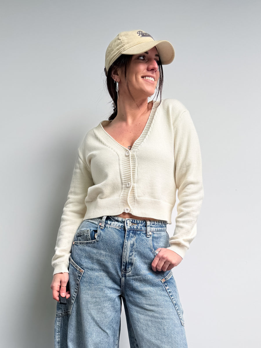 Cardigan corto con bottoni