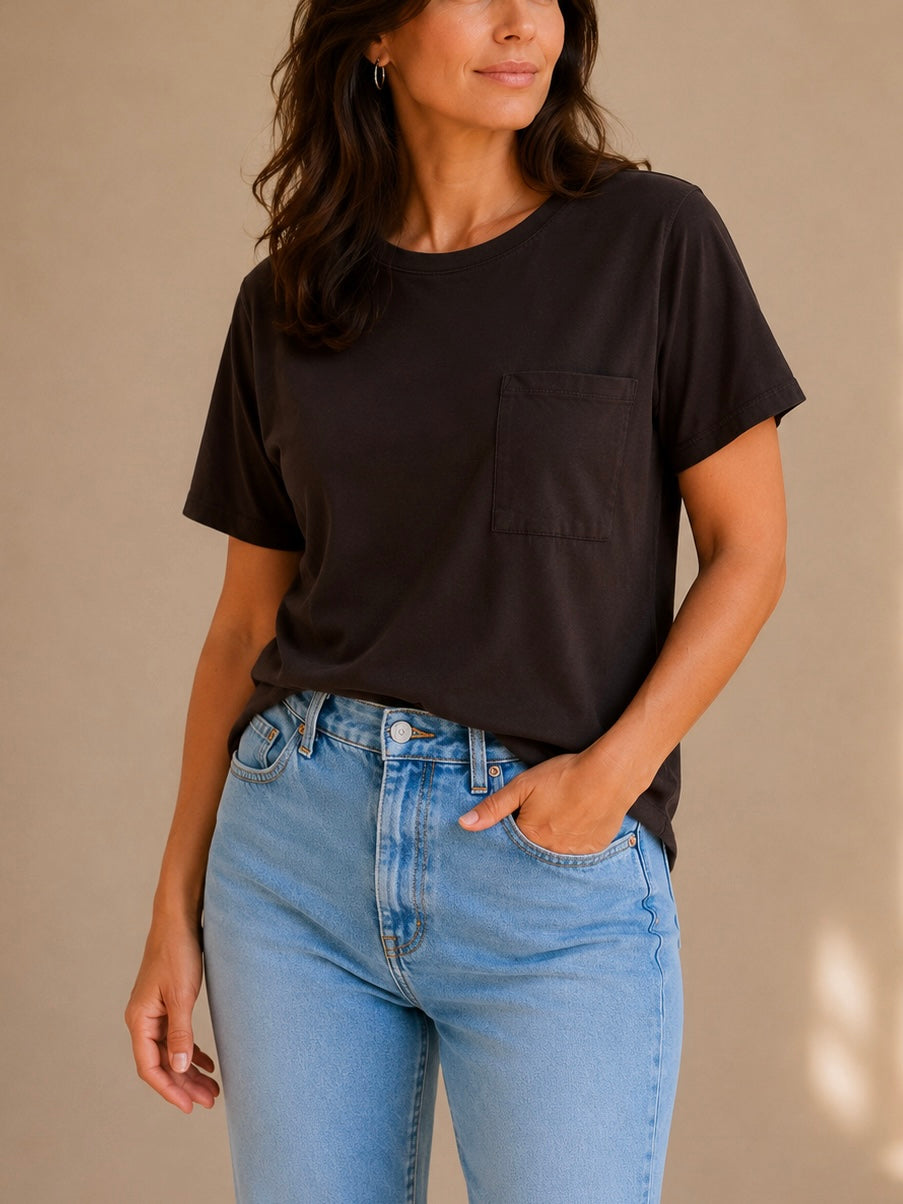 T-shirt basic con taschino