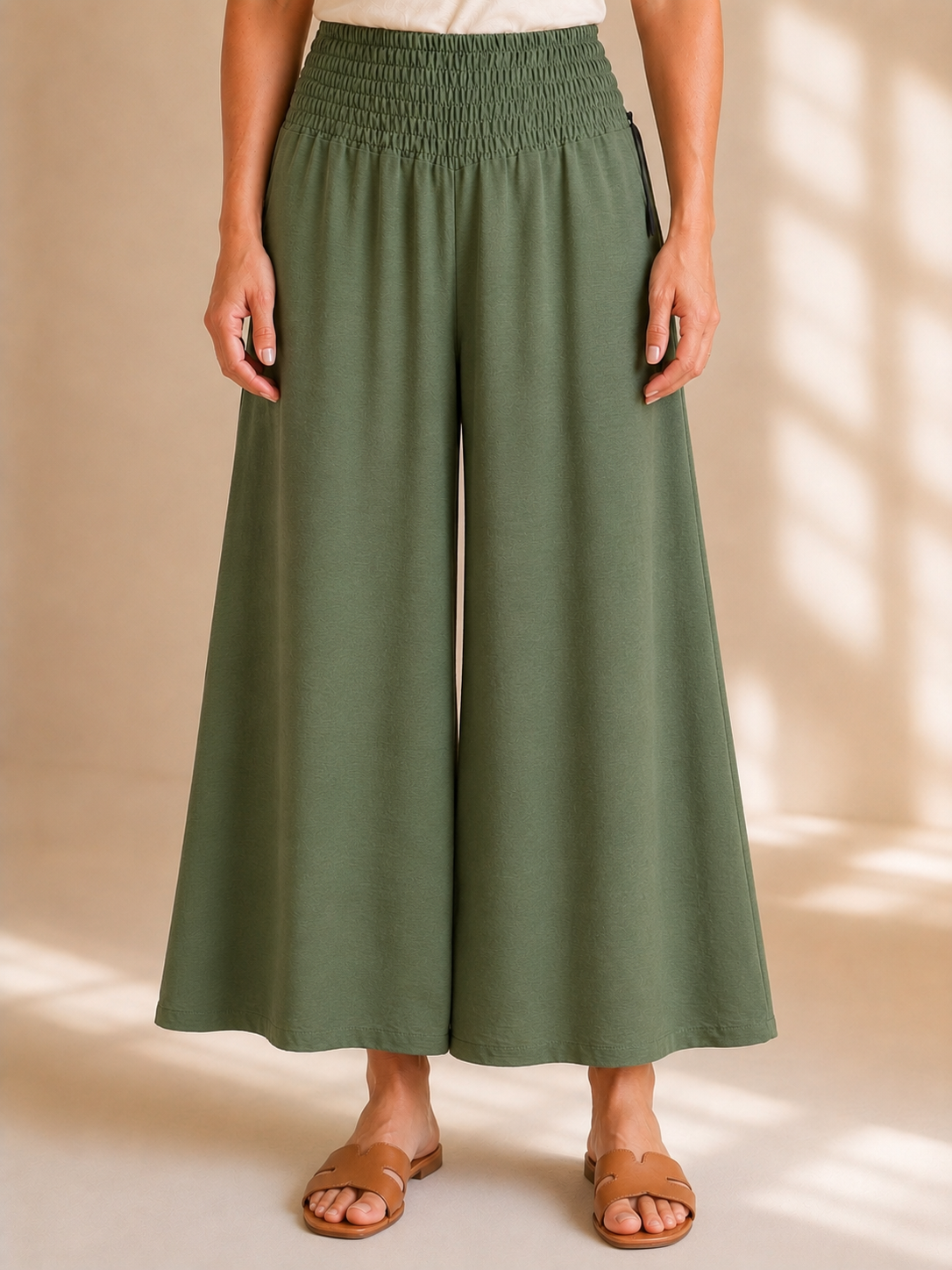 Pantalone ampio con elastico