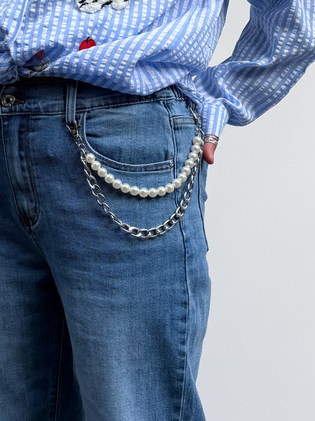 Jeans momfit con elastico