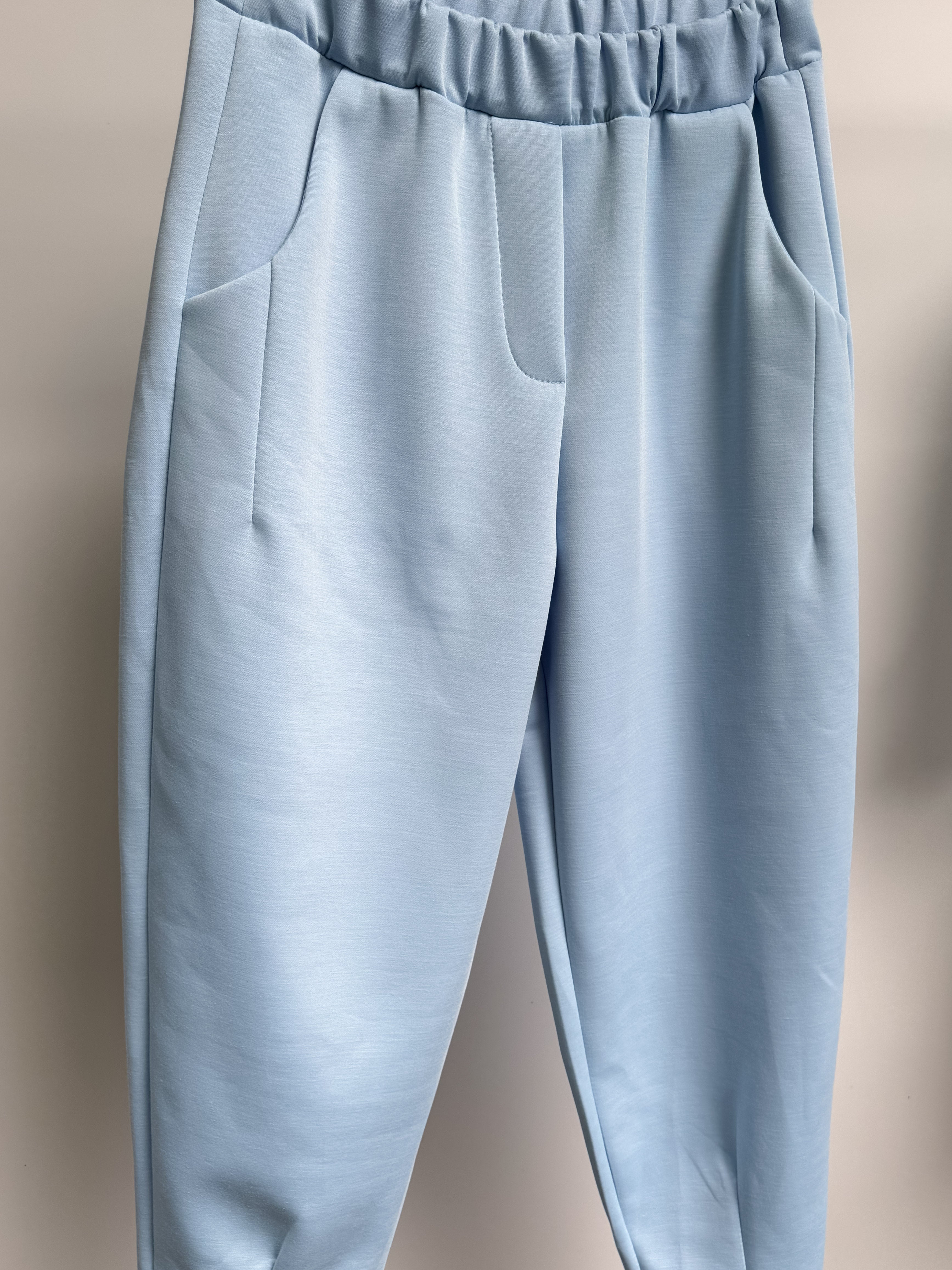 Pantalone baggy in punto Milano