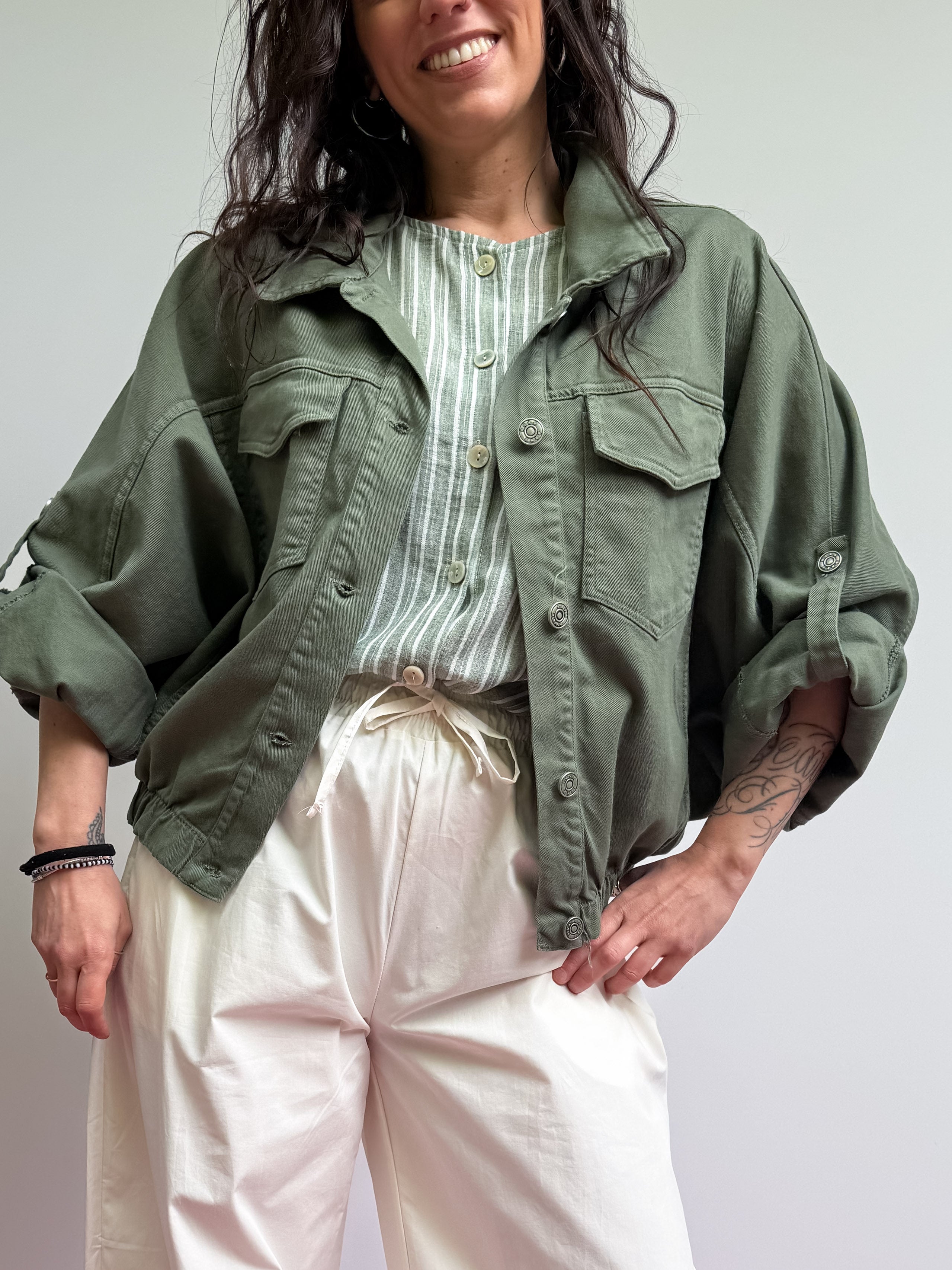 Giubbino crop con elastico