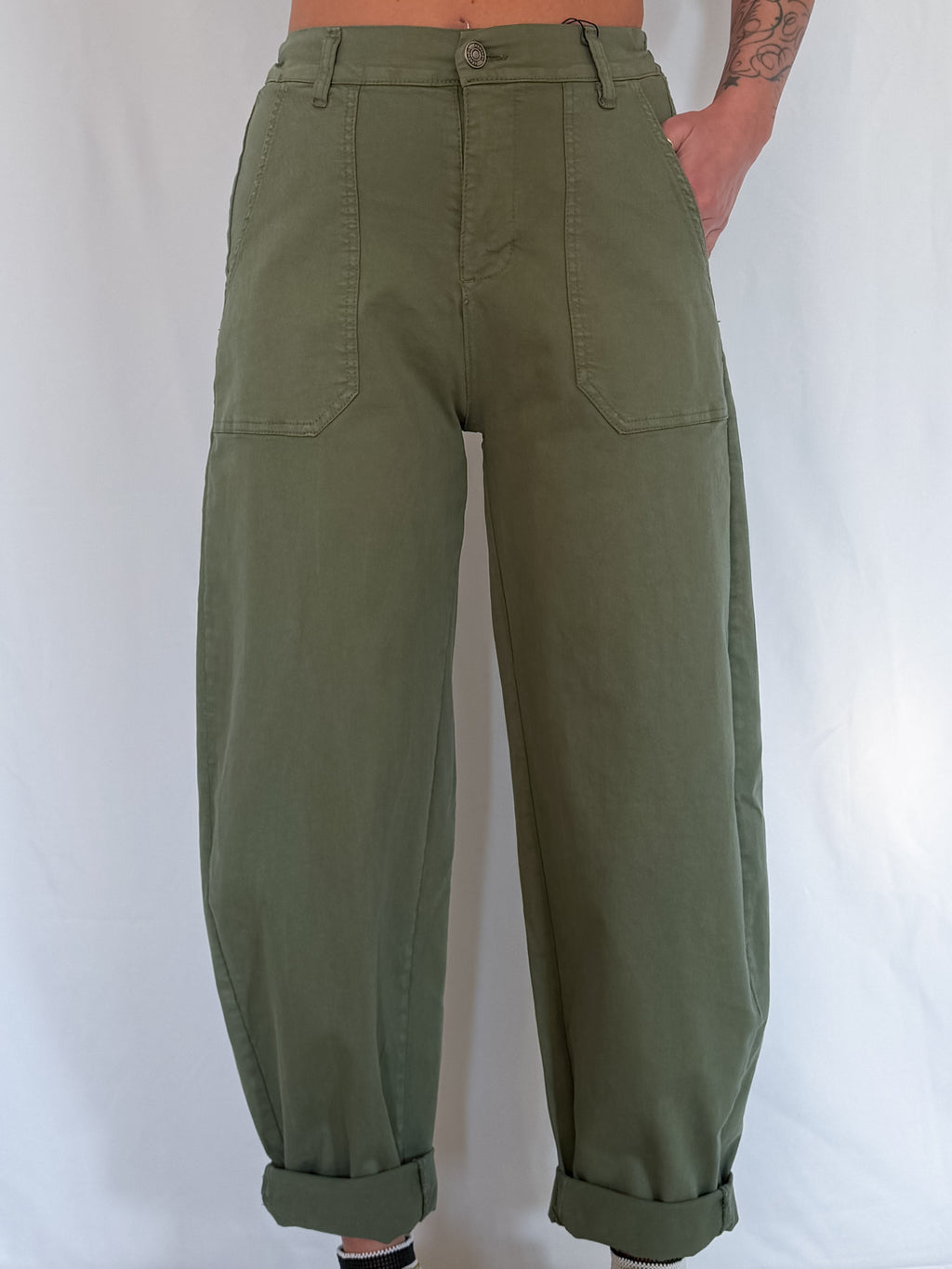 Pantalone baggy con elastico