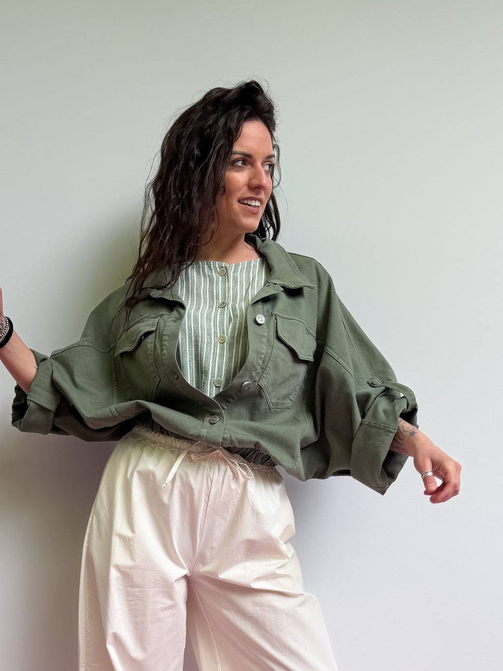 Giubbino crop con elastico