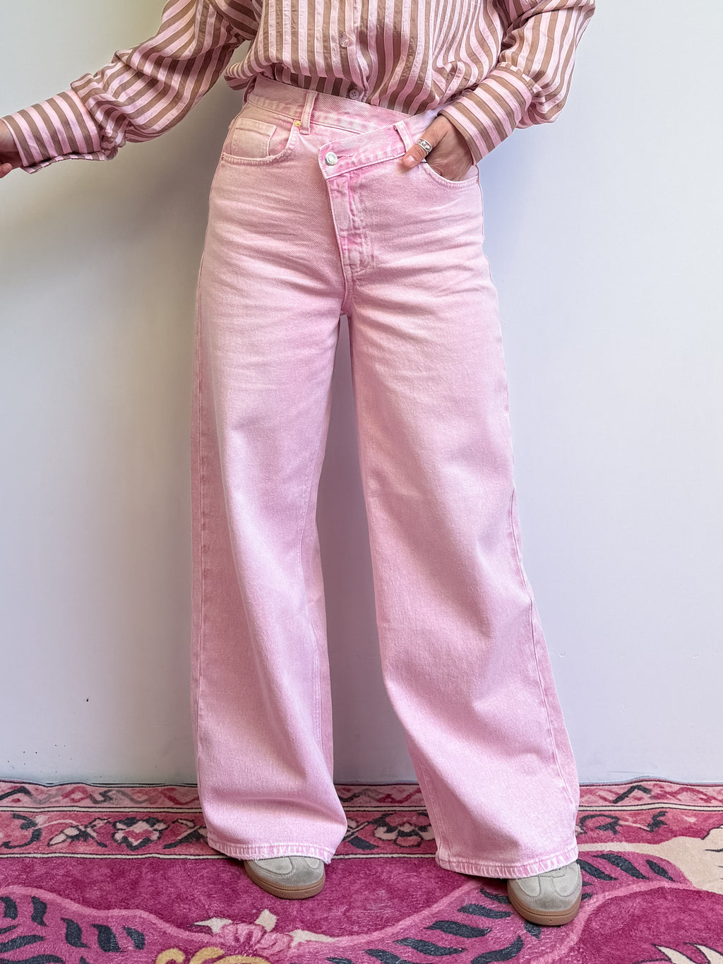 Jeans rosa incrociati