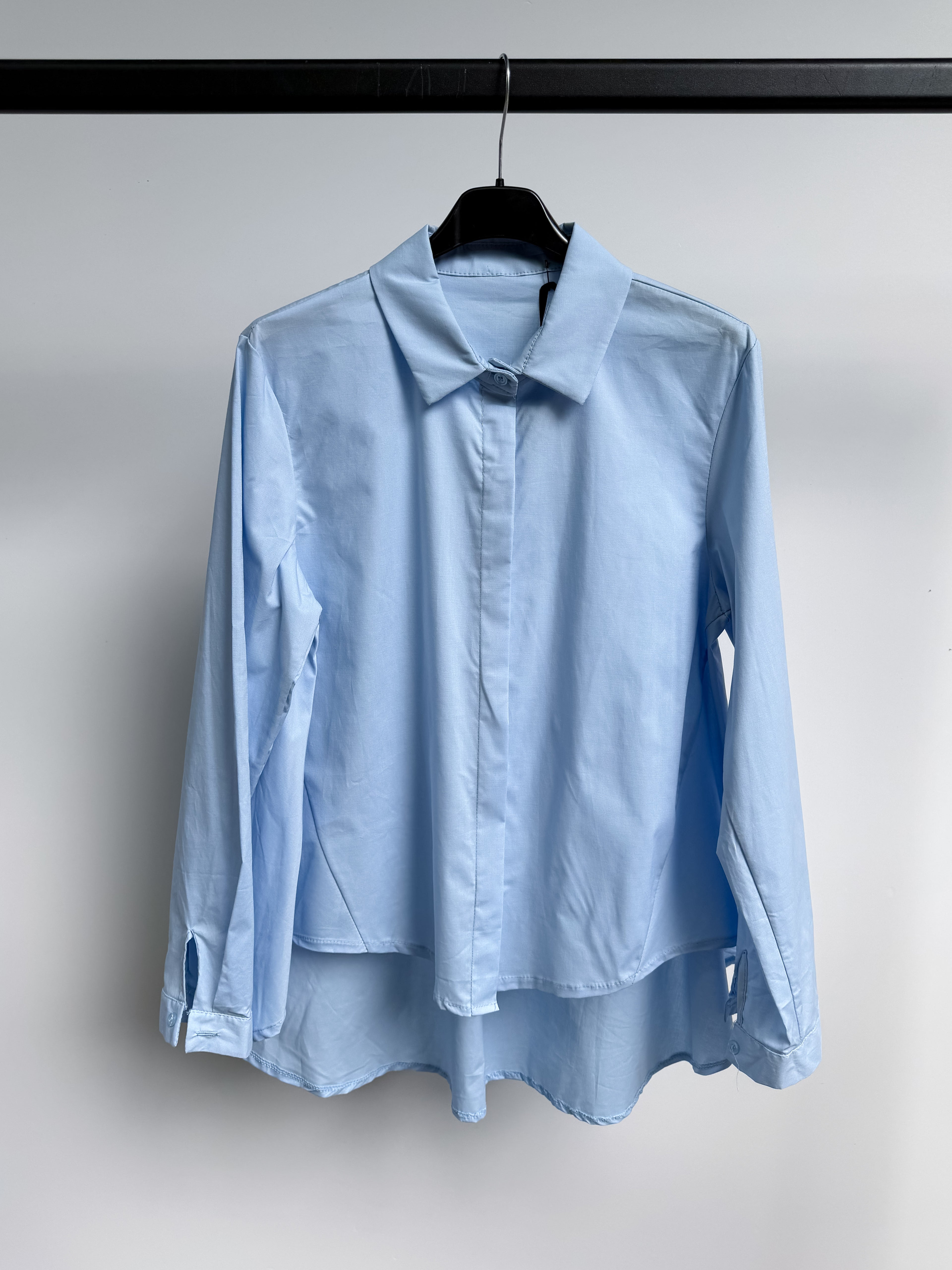 Camicia svasata basic