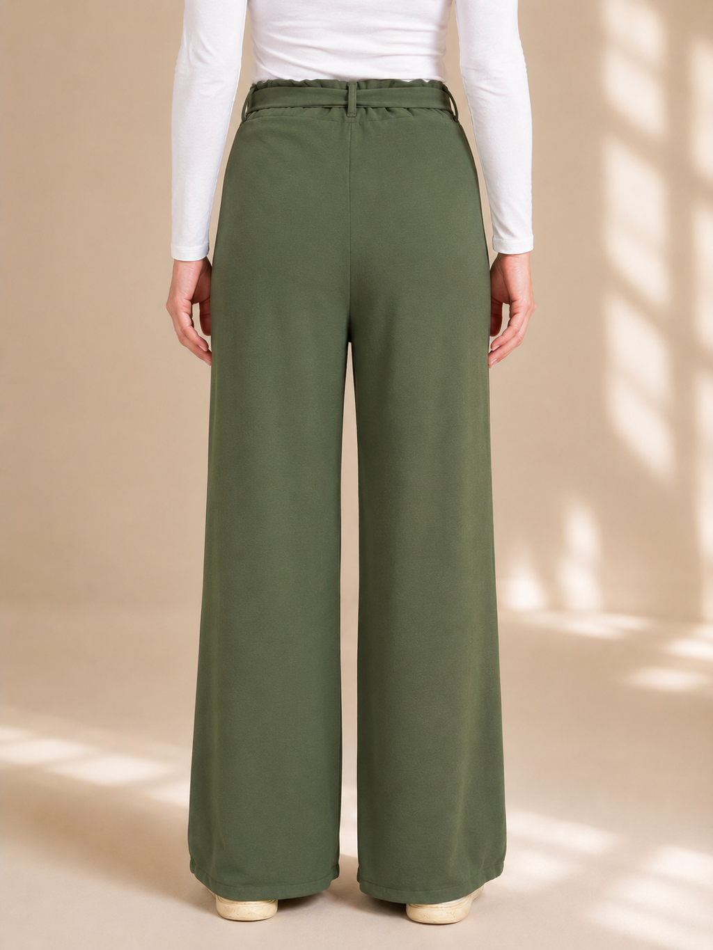Pantalone a palazzo con fusciacca