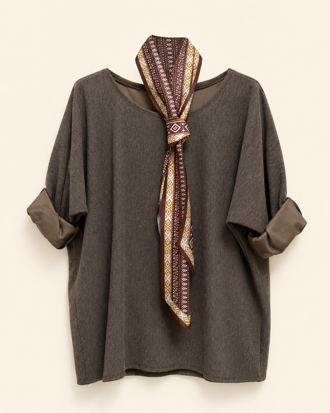 Maglia oversize a costine con foulard