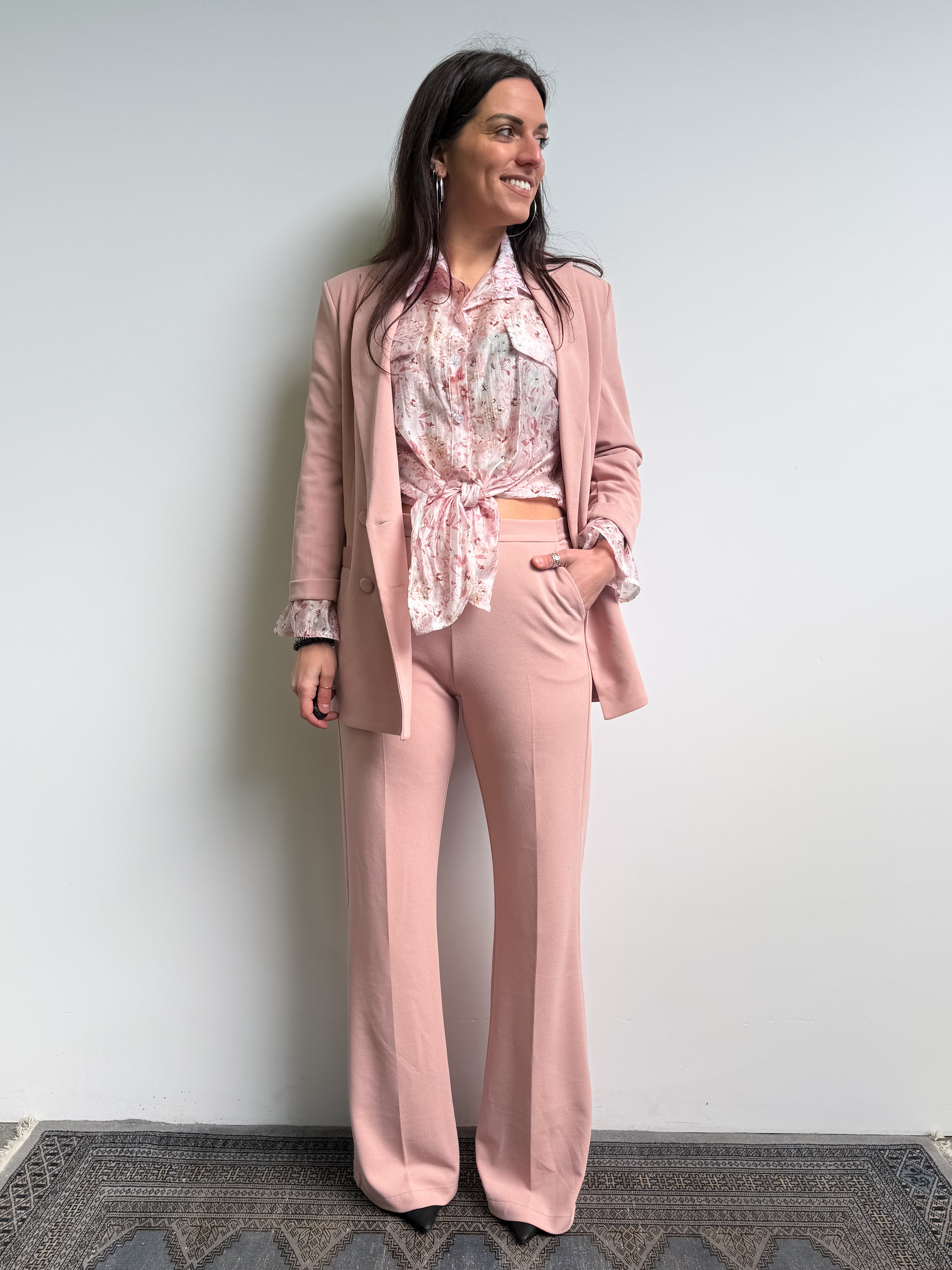 Pantaloni profili in raso