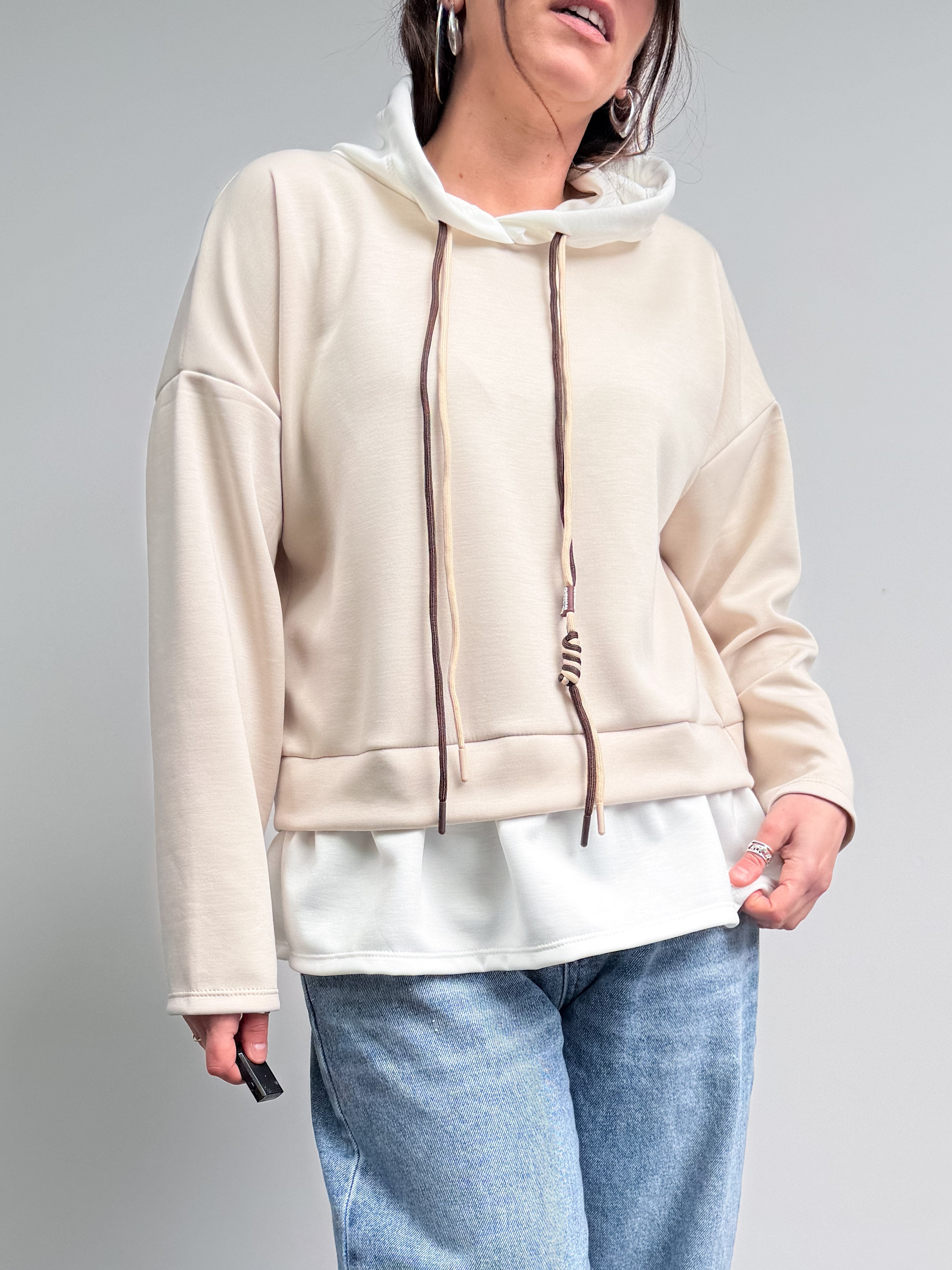 Felpa doppia con cappuccio