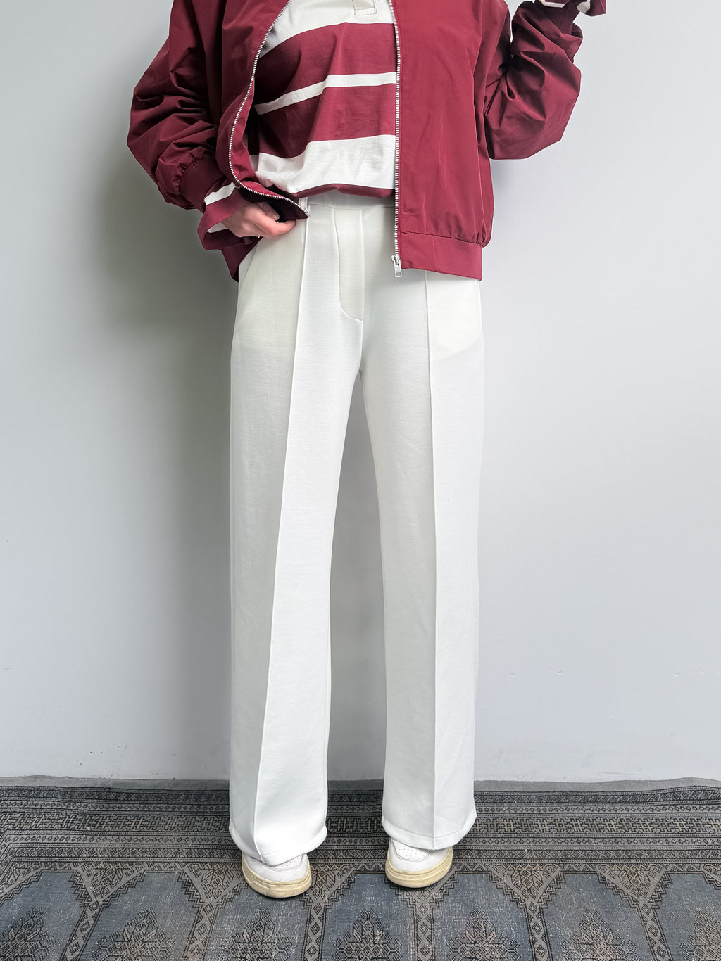 Pantaloni a palazzo in punto Milano