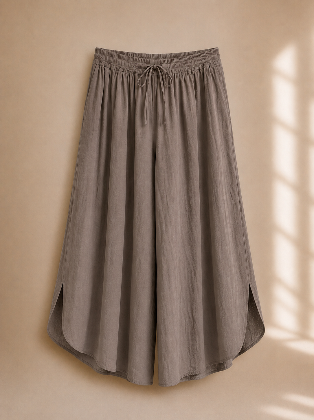 Pantalone palazzo leggero con spacco laterale