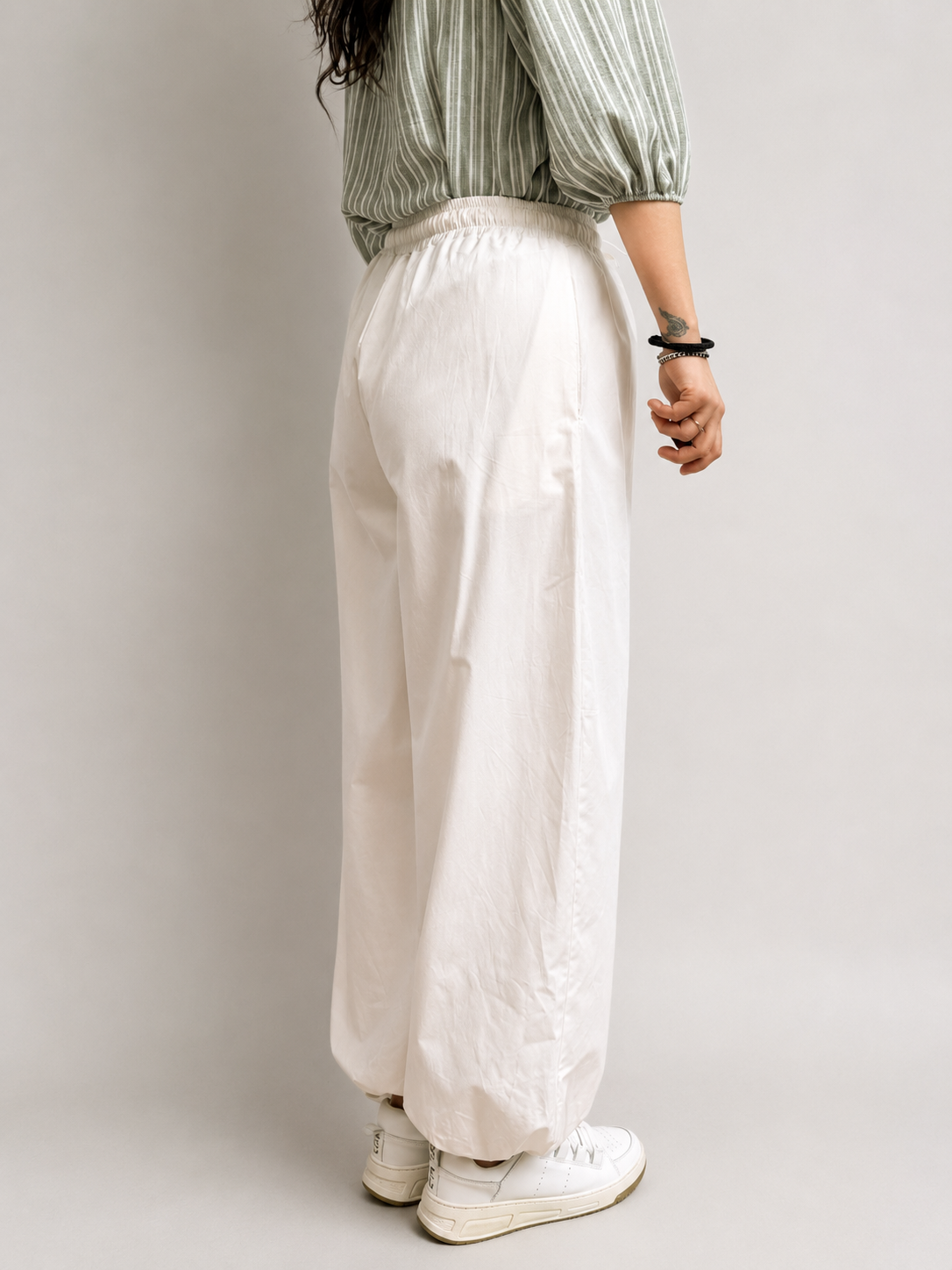 Pantalone in tela con polsino