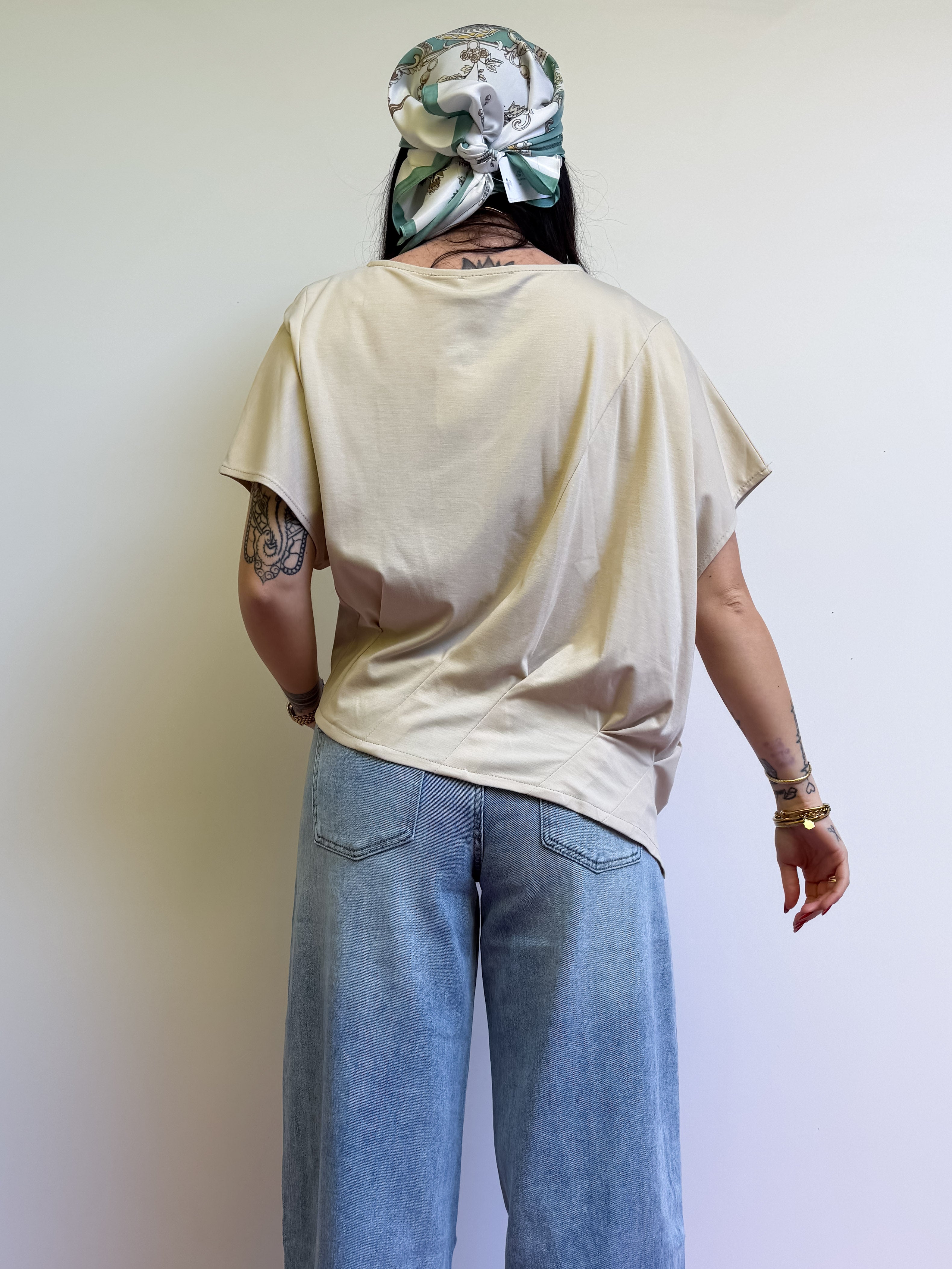 T-shirt oversize drappeggi