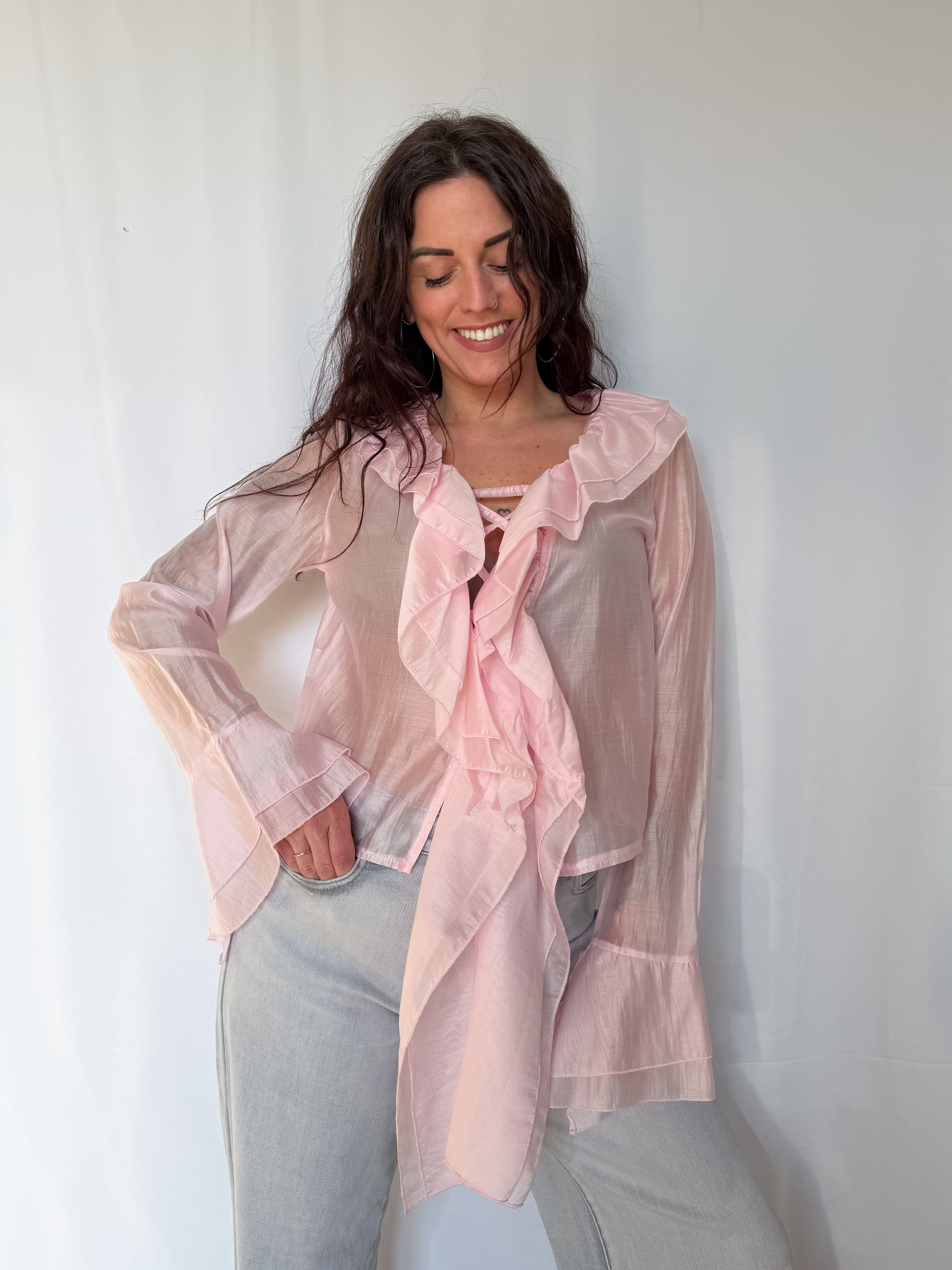 Blusa cropped con rouches