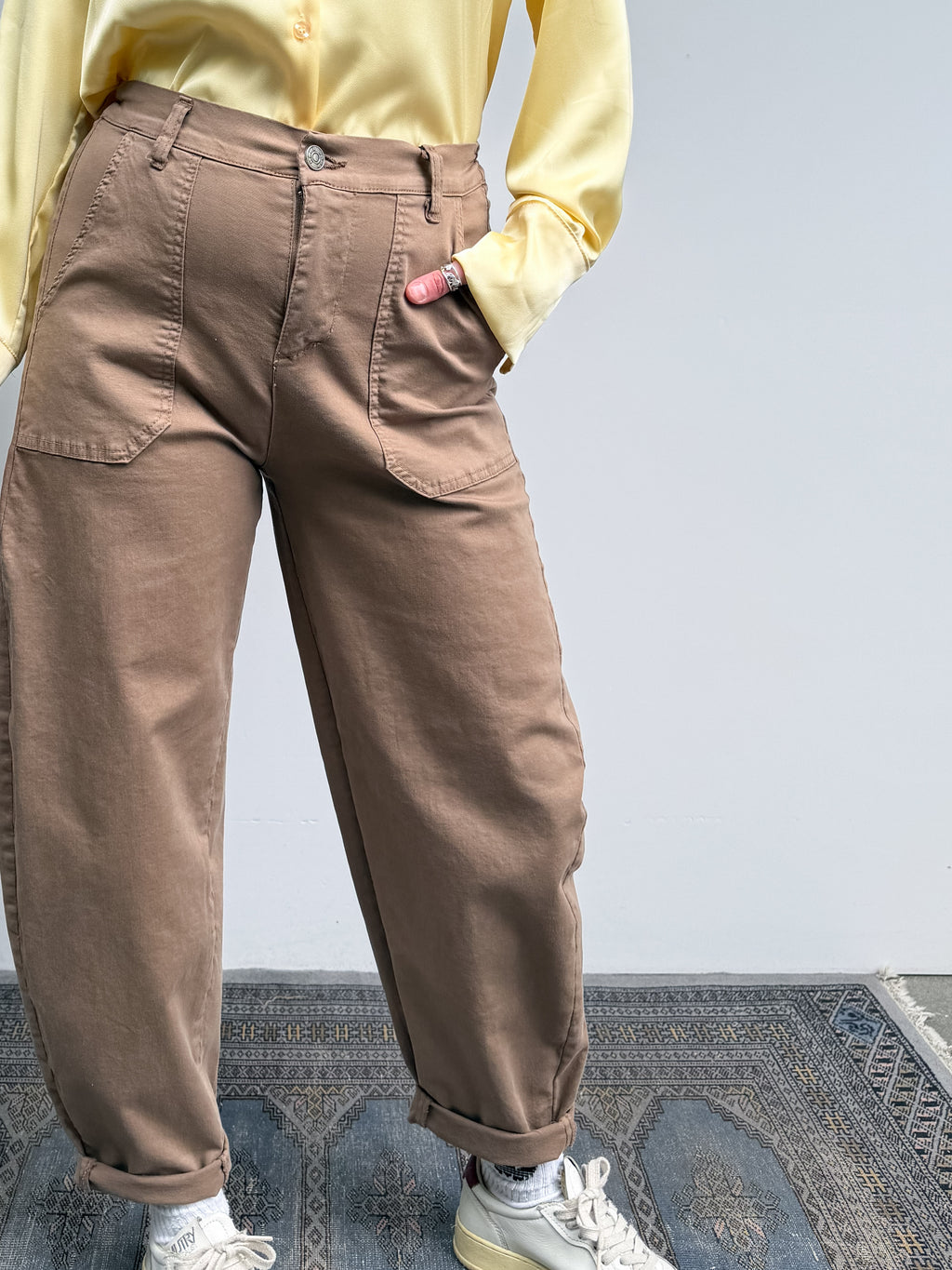 Pantalone baggy con elastico