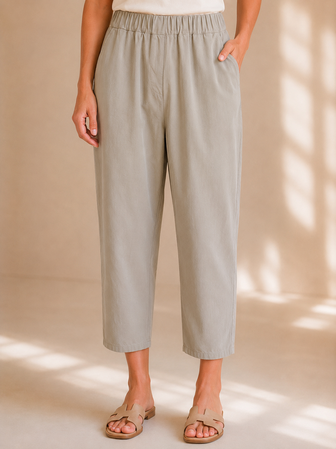 Pantalone cropped elasticizzato