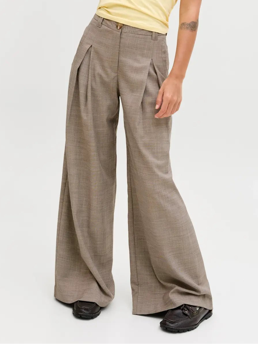 Pantaloni a palazzo eleganti