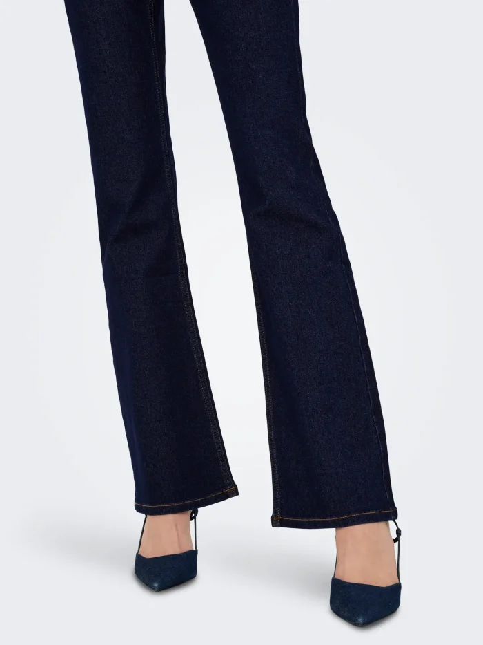 Jeans a zampa - immagine 3