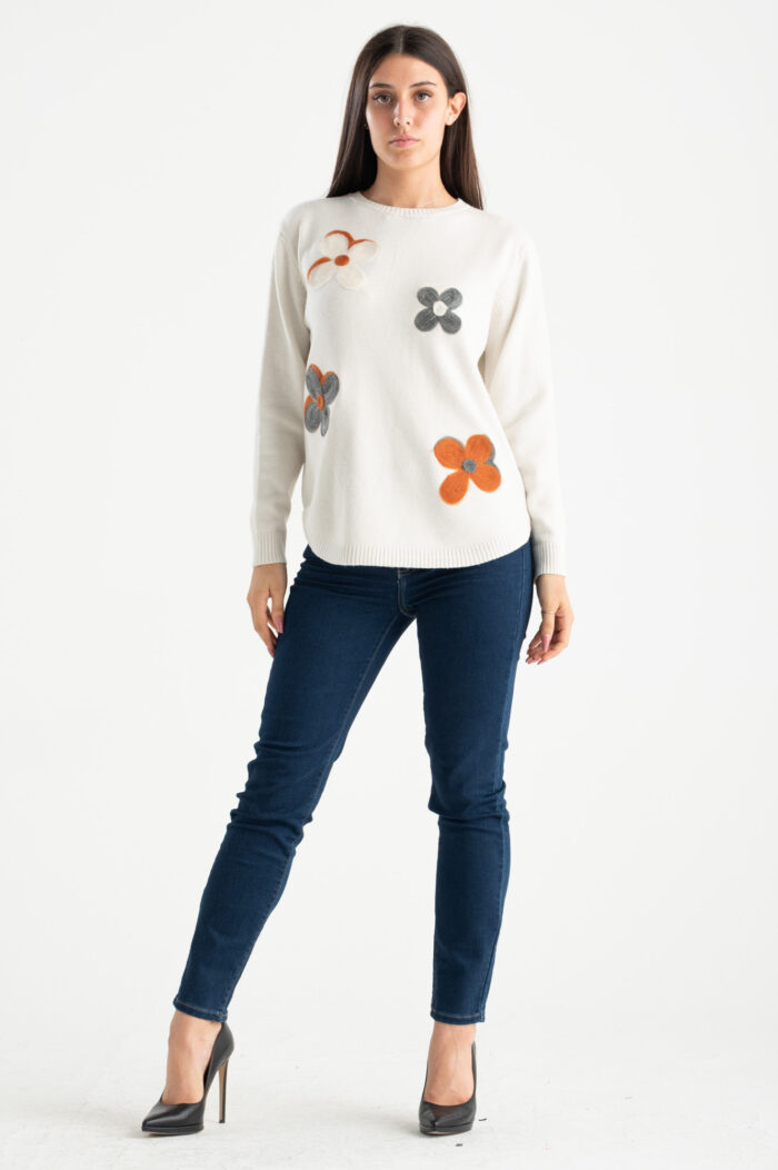 Maglia Girocollo Viscosa con ricamo - immagine 4